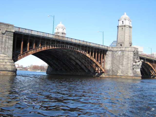 618x457 pixels (125K)