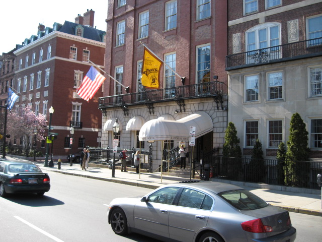 618x457 pixels (139K)