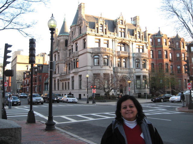 618x457 pixels (145K)