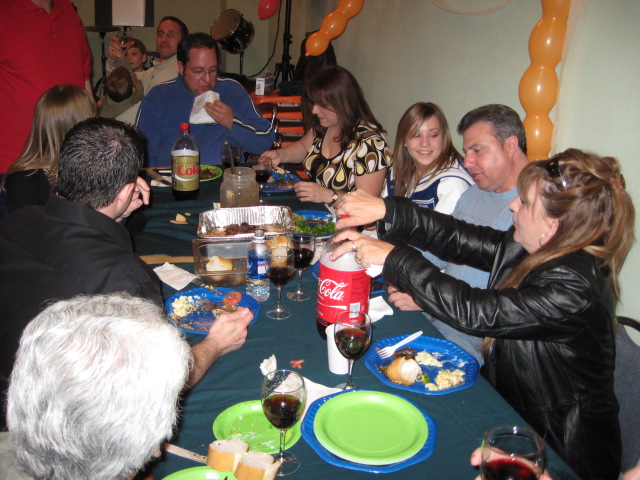 617x456 pixels (133K)