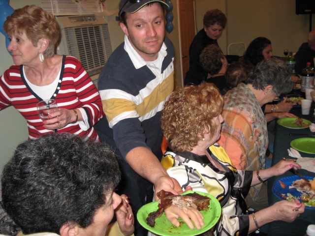 617x456 pixels (144K)