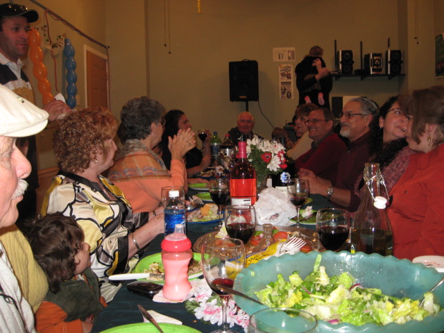 617x456 pixels (132K)