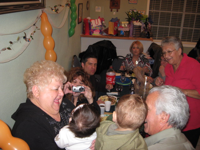 617x456 pixels (119K)