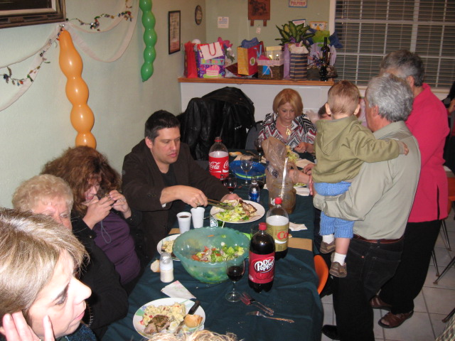 617x456 pixels (128K)