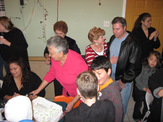 617x456 pixels (108K)