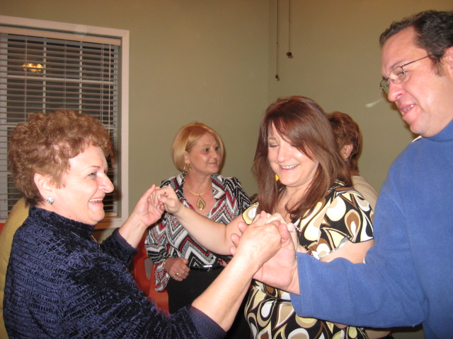 617x456 pixels (119K)