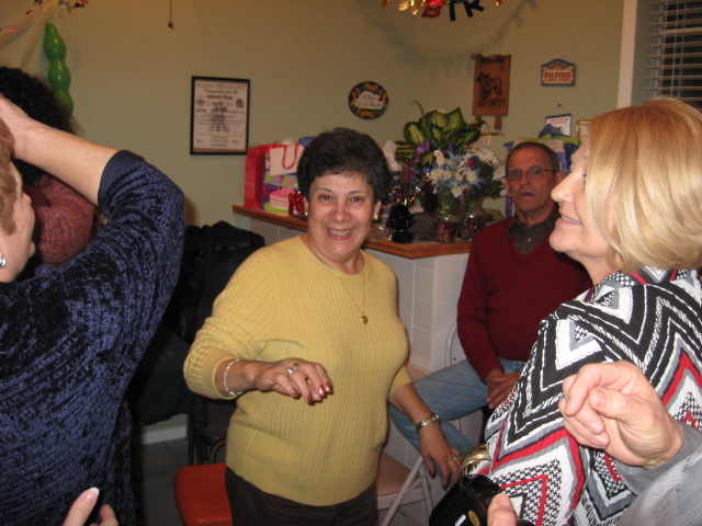 617x456 pixels (121K)