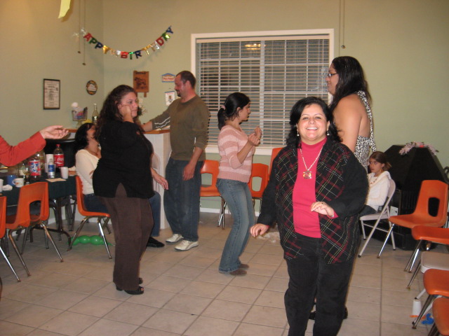 617x456 pixels (108K)