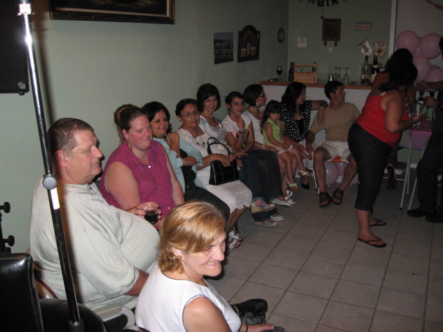 617x456 pixels (101K)