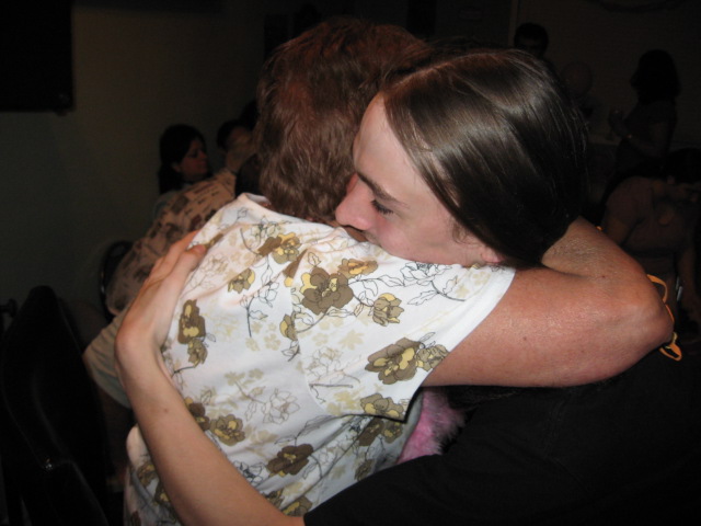 617x456 pixels (83K)