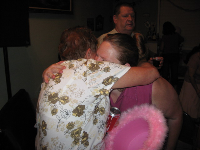 617x456 pixels (86K)