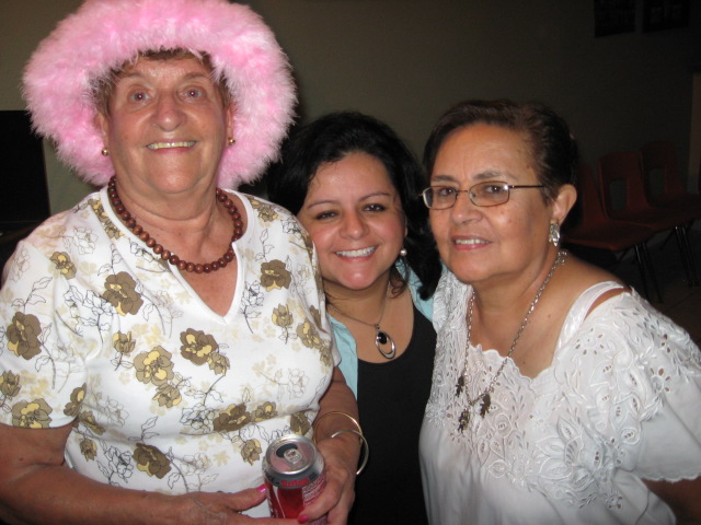 617x456 pixels (112K)