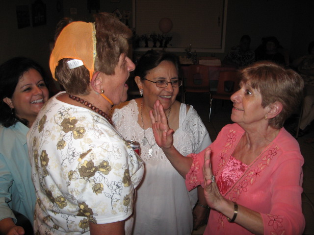 617x456 pixels (108K)