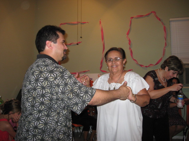 617x456 pixels (105K)