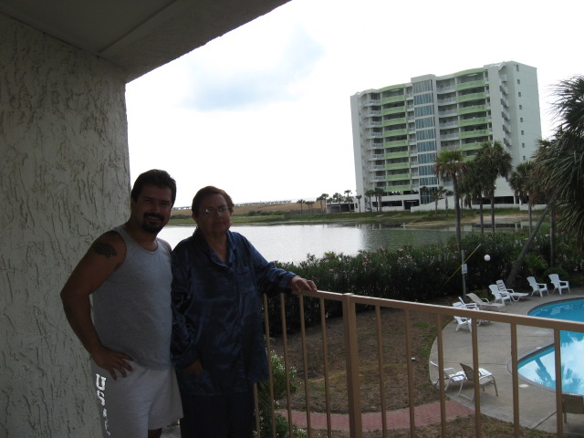 617x456 pixels (97K)