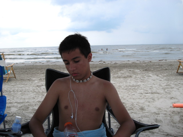 617x456 pixels (90K)