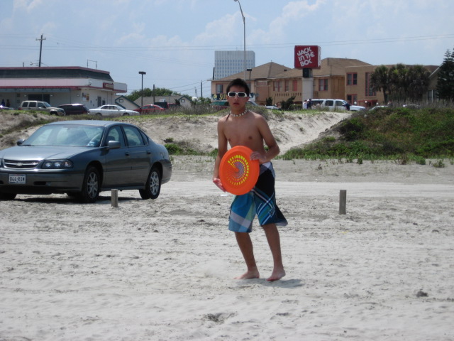 617x456 pixels (112K)