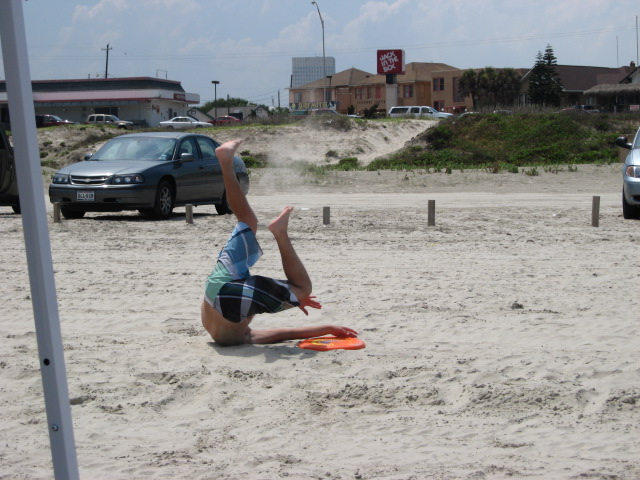 617x456 pixels (124K)