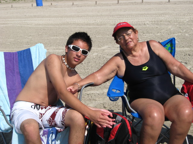 617x456 pixels (128K)