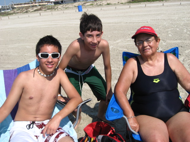 617x456 pixels (129K)