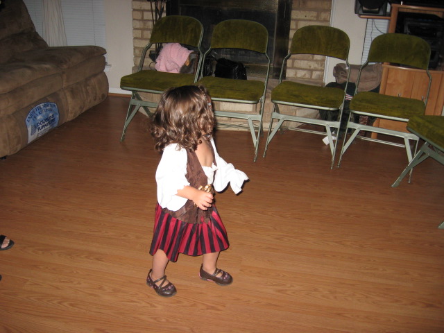 617x456 pixels (100K)