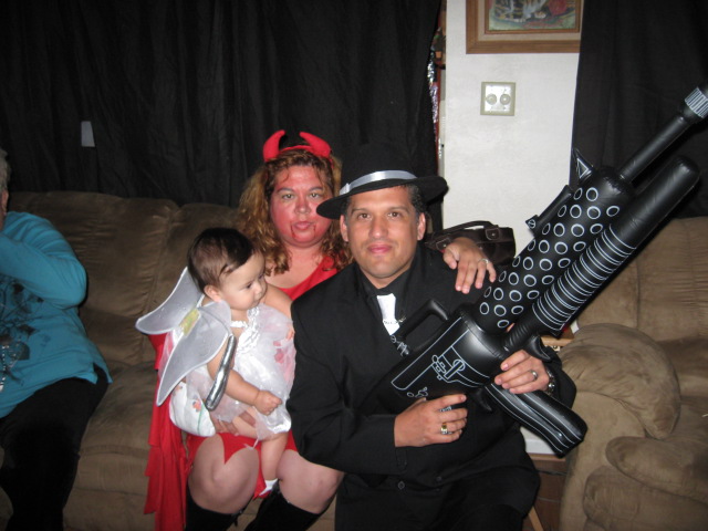 617x456 pixels (100K)