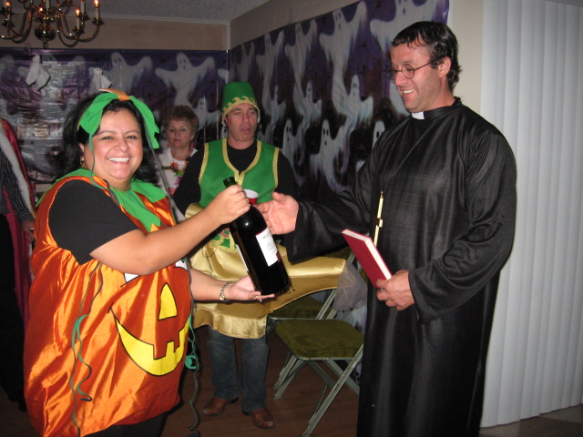 617x456 pixels (116K)