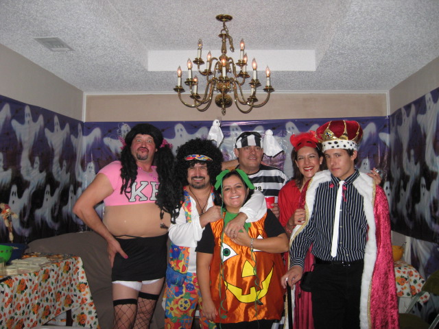 617x456 pixels (137K)