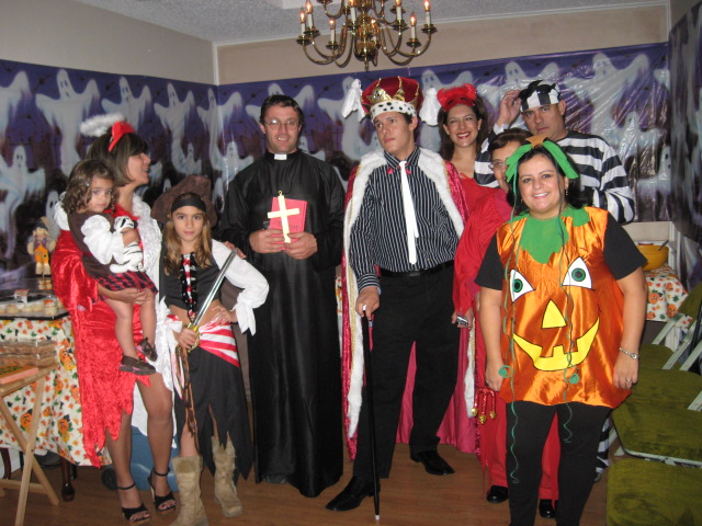 617x456 pixels (144K)