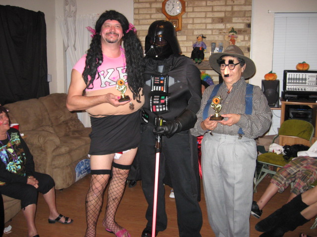 617x456 pixels (125K)