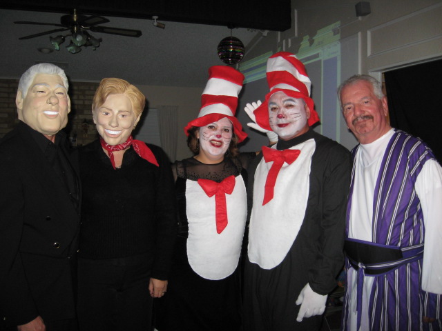 617x456 pixels (93K)