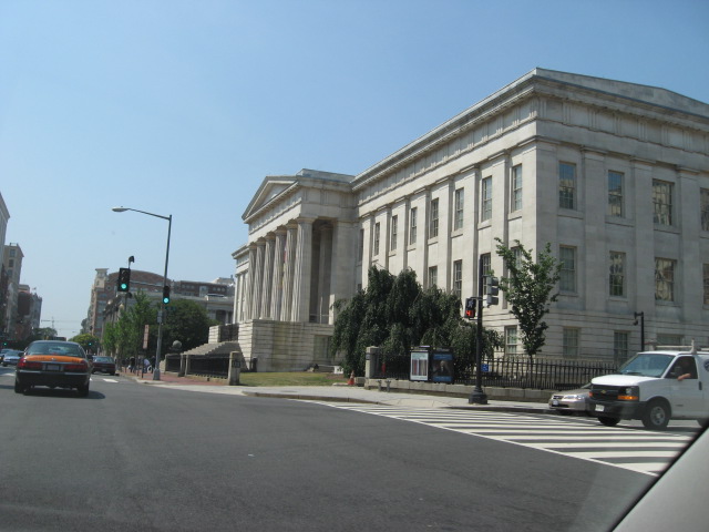 617x456 pixels (92K)