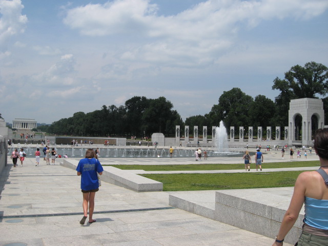 617x456 pixels (101K)