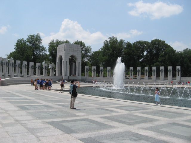 617x456 pixels (103K)