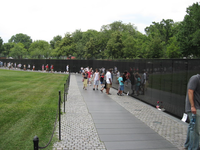 617x456 pixels (126K)