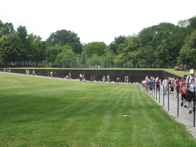 617x456 pixels (123K)