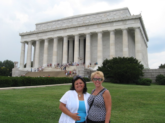 617x456 pixels (114K)