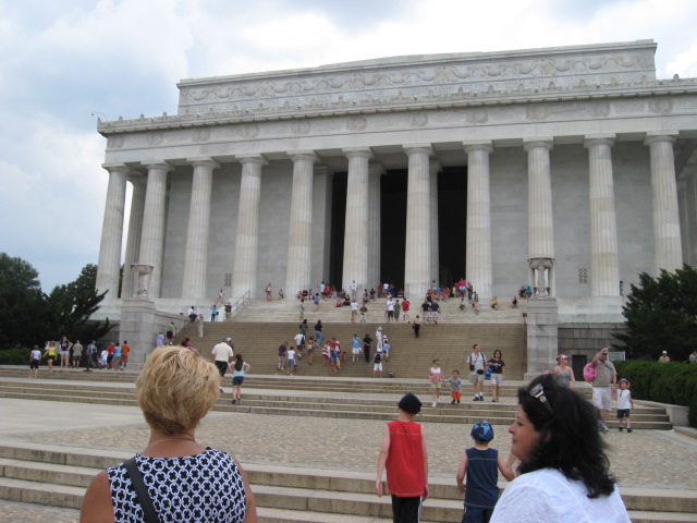 617x456 pixels (108K)