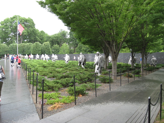 617x456 pixels (162K)