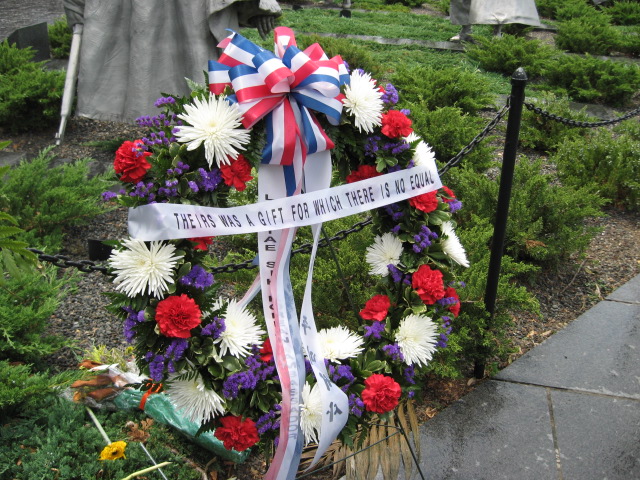 617x456 pixels (188K)