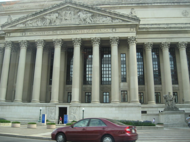 617x456 pixels (115K)