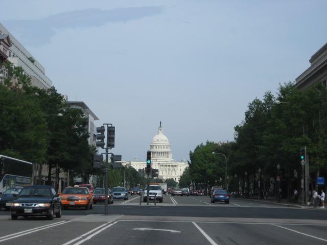 617x456 pixels (79K)