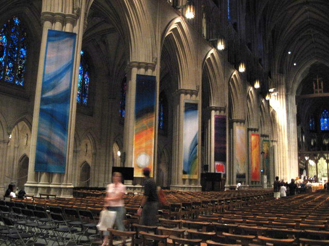 617x456 pixels (111K)