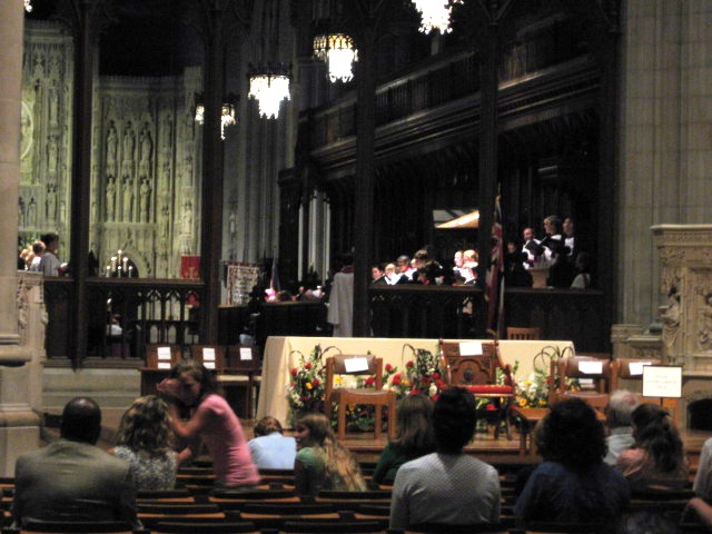 617x456 pixels (95K)