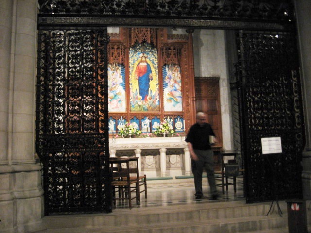 617x456 pixels (108K)