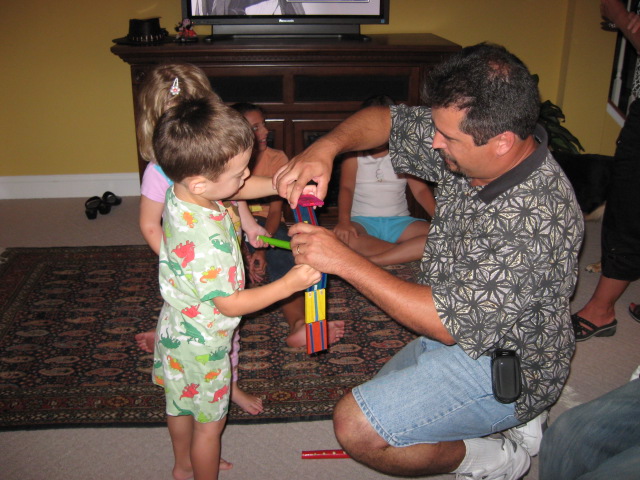 617x456 pixels (129K)