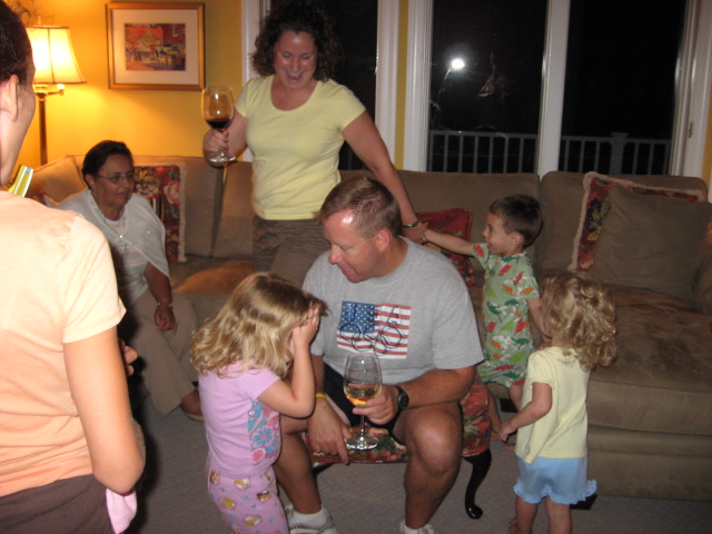 617x456 pixels (105K)