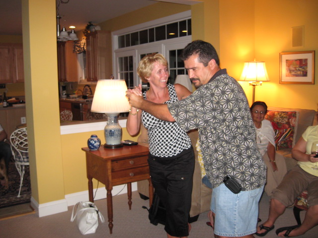 617x456 pixels (116K)