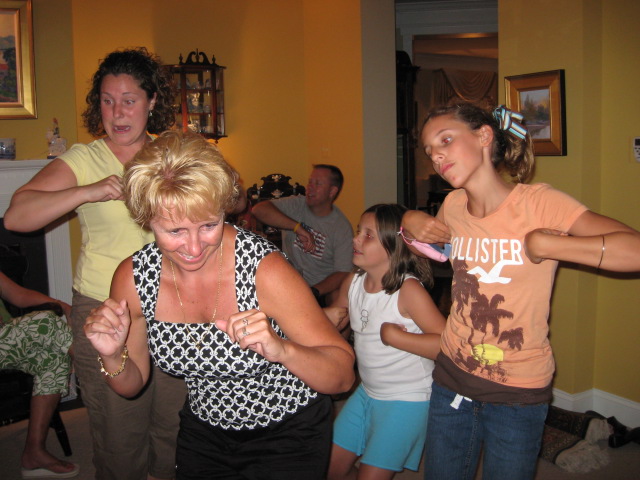 617x456 pixels (114K)