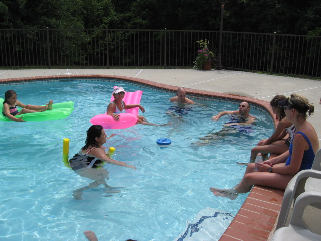 617x456 pixels (121K)